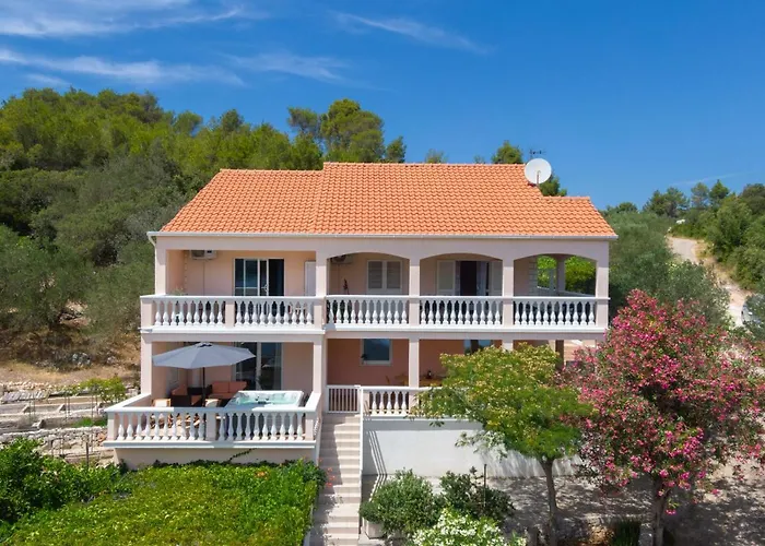 Holiday home Diana *